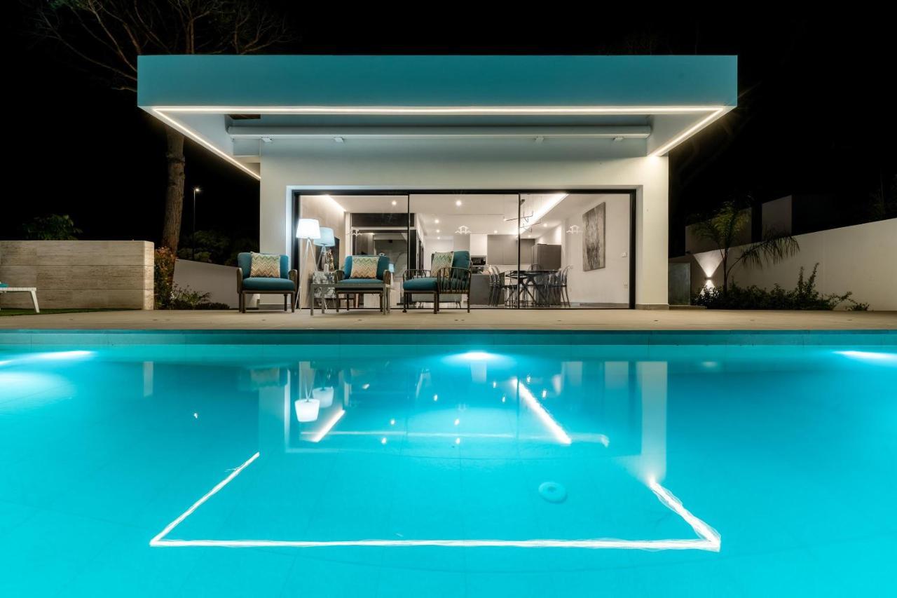 Lola Sea Villa 노보 산티 페트리 외부 사진